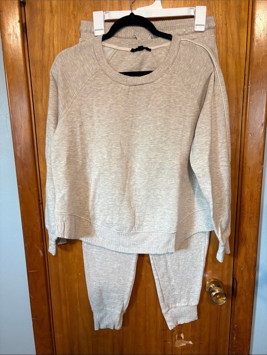 Jane and Delancey Tops - Jane and Delancey Women's Light Cream Crewneck Sweatshirt & Jogger Set - Size M